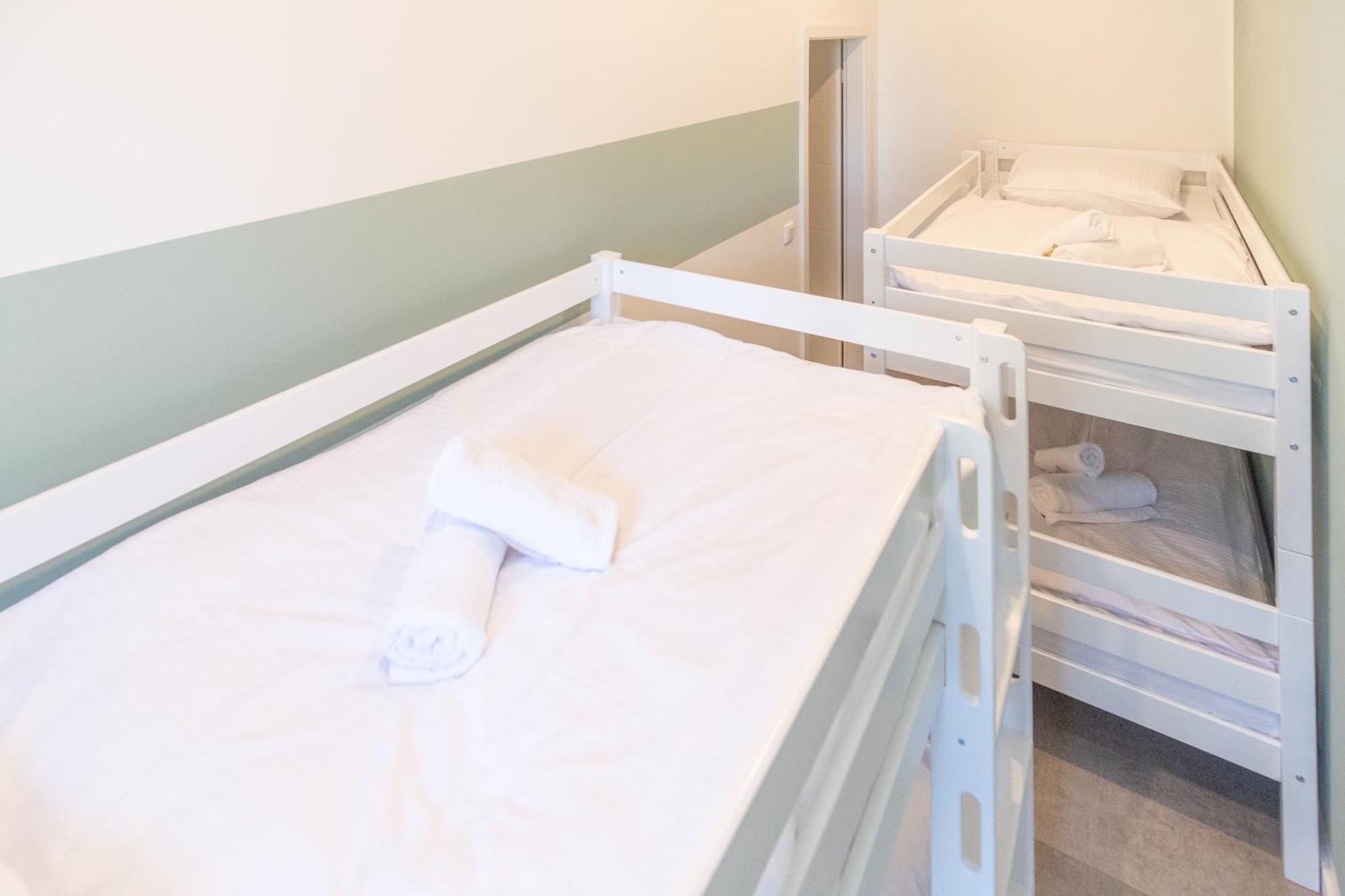 65 Zoll 4K Tv, Disney Plus, Soundbar, Kostenloser Kaffee, 5 Raeume Leipzig Exterior photo